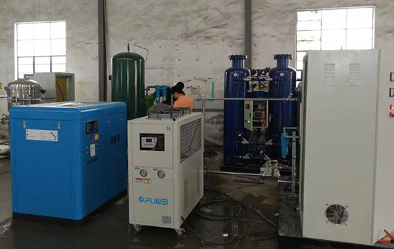 Inspection of compressor and refrigerant piping system of screw type industrial chiller